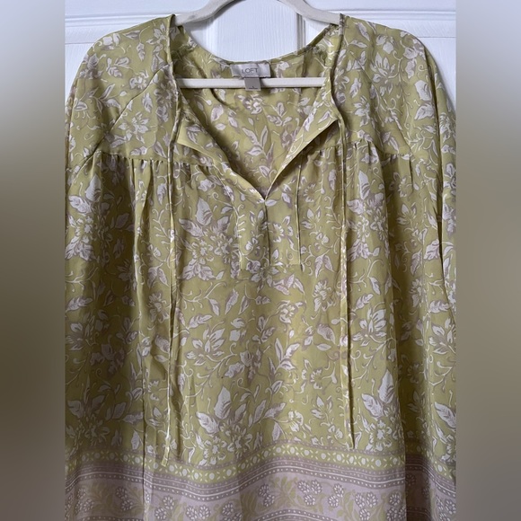 LOFT Large Blouse 💚🤎 Excellent used condition - Picture 5 of 7